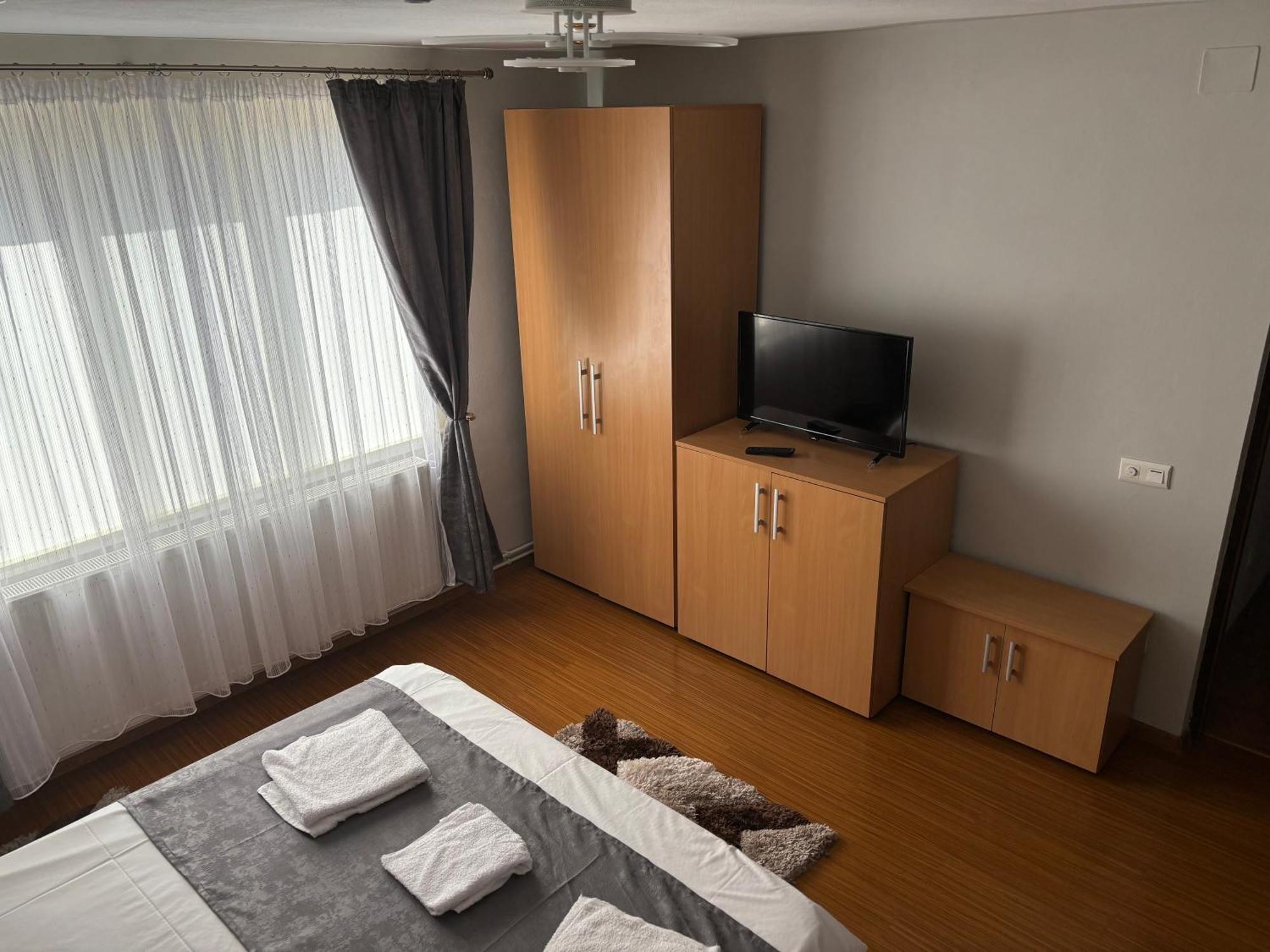 Casa Otilia Hotel Chiscau Buitenkant foto